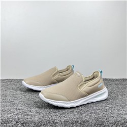 Женские спортивные туфли без шнурков