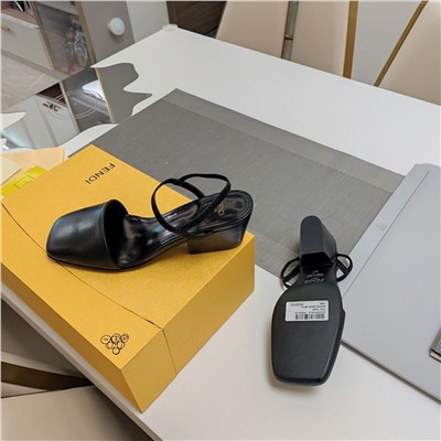 Сандалии fend* кожа люкс