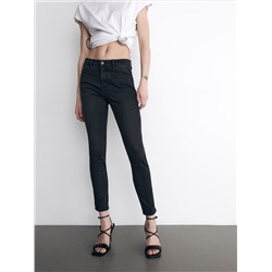 Slim-Jeans mit mittlerer Leibhöhe