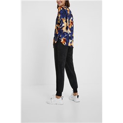 Blusa manga larga cuello pico
