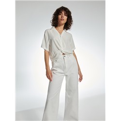 Bluse mit dekorativem Knotendetail