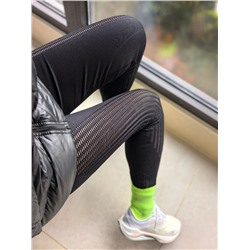 Женские спортивные леггинсы с перфорацией