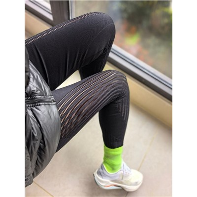 Женские спортивные леггинсы с перфорацией