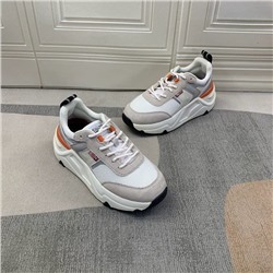 Женские кроссовки ЛЕВАЙ*С