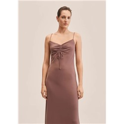 Vestido escote fruncido -  Mujer | MANGO OUTLET España