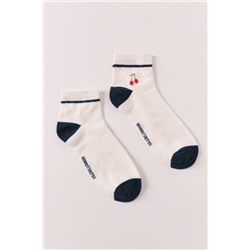 Calcetines cortos bordado cerezas