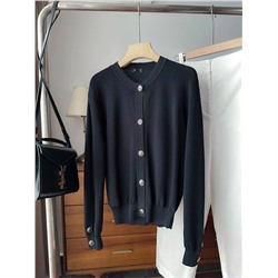 Кардиган с красивыми акцентными кнопками  МАССИМО Д