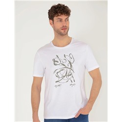 Beyaz Slim Fit Baskılı Bisiklet Yaka Tişört