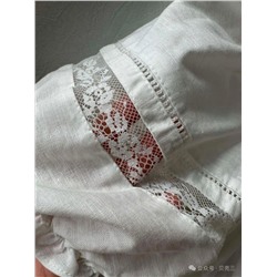 Романтичное женское платье с кружевными элементами  Urba*n Revivo