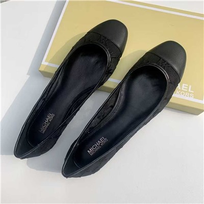 Женские туфли на плоской подошве  МАЙКЛ КОР*С