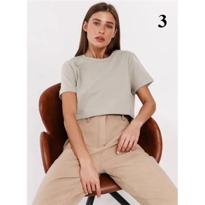 Базовая футболка из чистого хлопка с круглым вырезом