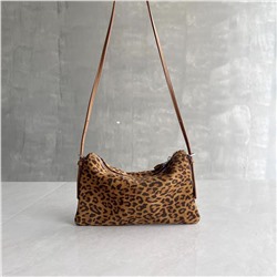 Мягкая маленькая женская сумка из натуральной кожи