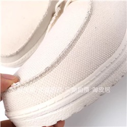 Легкая парусиновая обувь на шнуровке