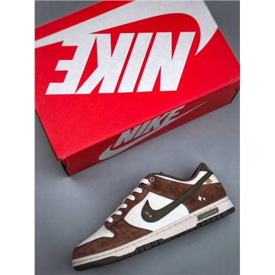 Nike SB Dunk Low