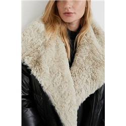 Chaqueta biker oversize acolchada borreguito