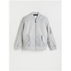 Куртка-бомбер оверсайз