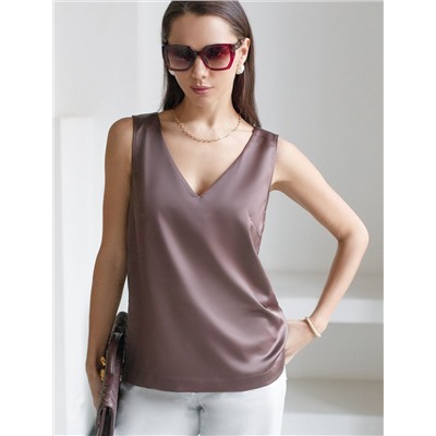 Элегантный топ с V вырезом из струящегося сатина