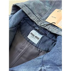 Демисезонная джинсовая куртка бомбер с капюшоном  Mi*u Mi*u  Унисекс модель