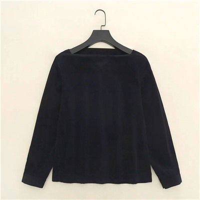 Женская цельная рубашка из тонкого вельвета с вырезом-лодочкой КО*С