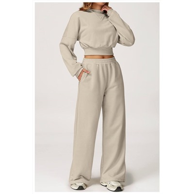 Женский спортивный костюм