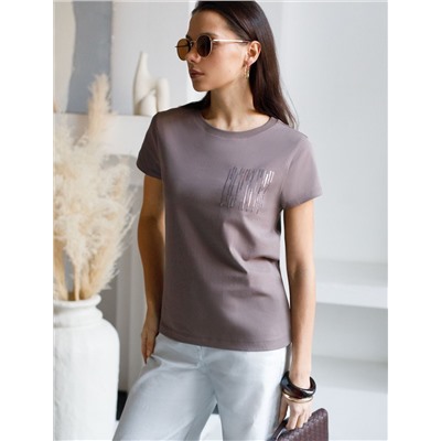 Нарядная футболка с блестящим принтом пайетками