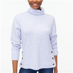 Button turtleneck in extra-soft yarn