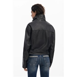 Biker efecto piel oversize