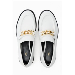 MOCASÍN PIEL CADENA