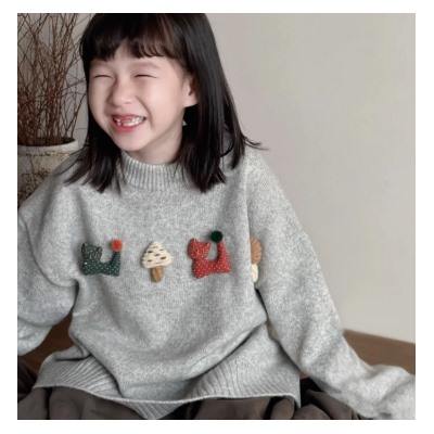 Свитер для девочек. Тренд 2026