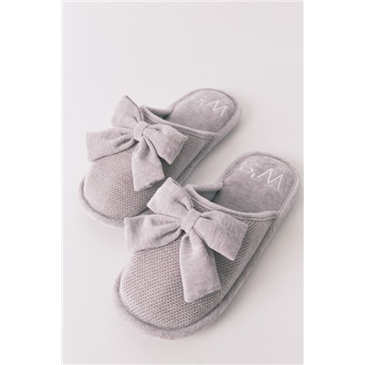 Zapatillas cerradas chenilla gris