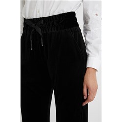 Pantalón pana aterciopelada