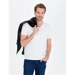 Beyaz Slim Fit V Yaka Basic Tişört