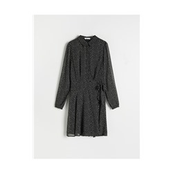 Kleid mit Punkten