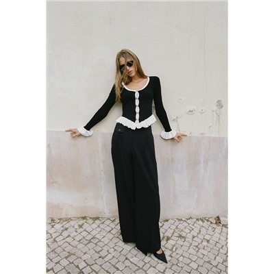 CONTRAST RUFFLE JACKET