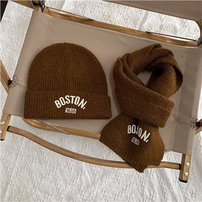 Шапка и шарф