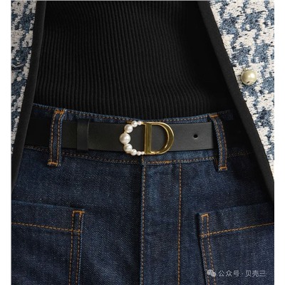 Женский кожаный ремень  Christia*n Dio*r