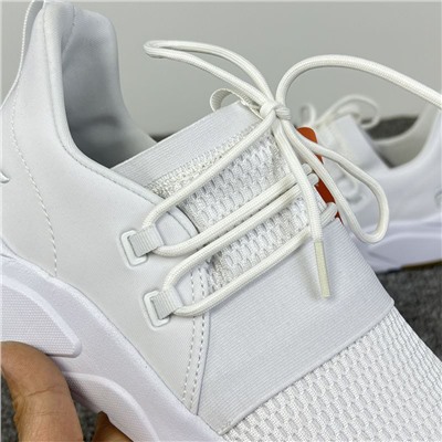 Женские спортивные кроссовки