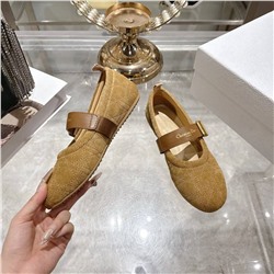 Туфли с ремешком на плоской подошве ДИО*Р