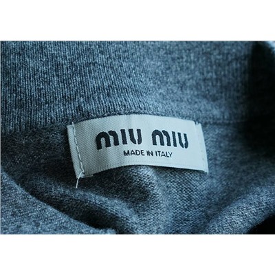 Женский шерстяной пуловер с воротником МИУ МИ*У