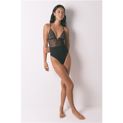 Body tul bordado animal print negro