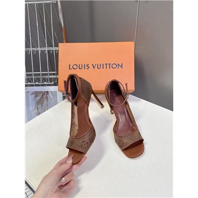 Женские летние туфли ЛУИ В