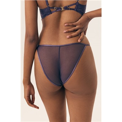 42510 BARI/59X Трусы стринги ESOTIQ