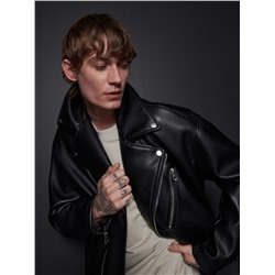 Байкерская куртка оверсайз