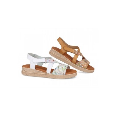 5251 - BDA
                SANDALIAS DE CUÑA