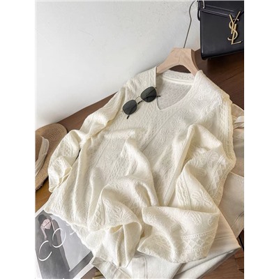 Нежный пуловер из смесовой шерсти