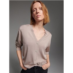 Leichte Strickjacke aus Viskosemischung