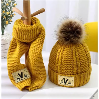 Шапка и шарф для мальчиков и девочек. Размер 2-12 лет