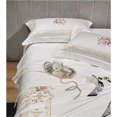 Скидки🎁  Комплект постельного с одеялом с вышивкой (3 расцветки)