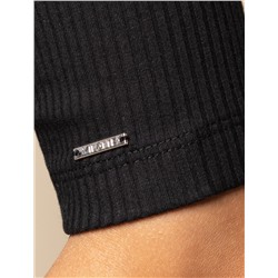 Футболка из трикотажа в широкий рубчик