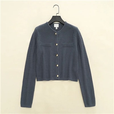 Женский кардиган с металлическими пуговицами и имитацией нагрудного кармана  Н*М